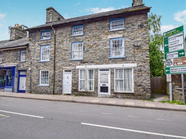 House for sale in Bala
