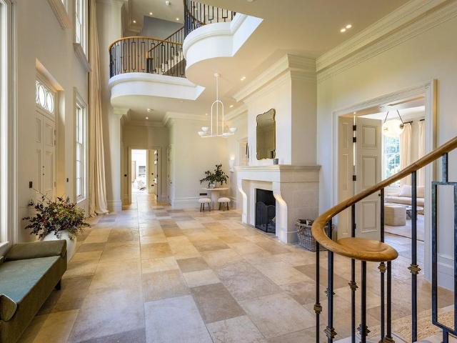 House for sale in Fole, Surrey