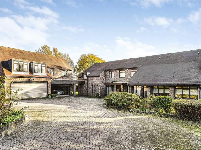House for sale in Totteridge, Greater London