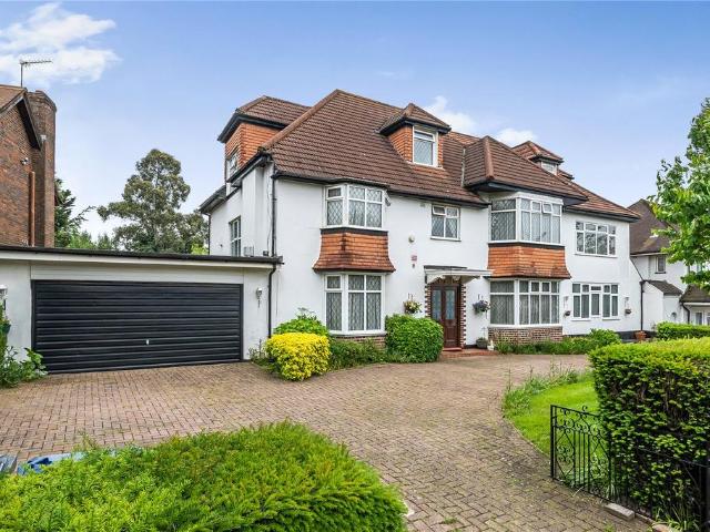House for sale in The Hale, Mill Hill
