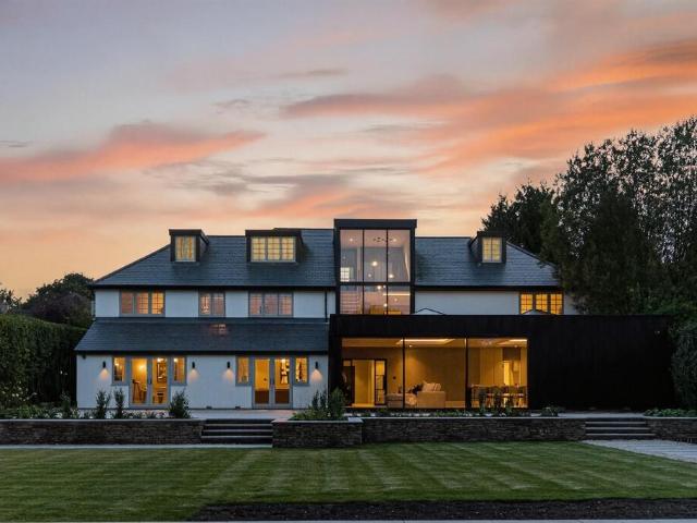House for sale in Alwoodley, West Yorkshire
