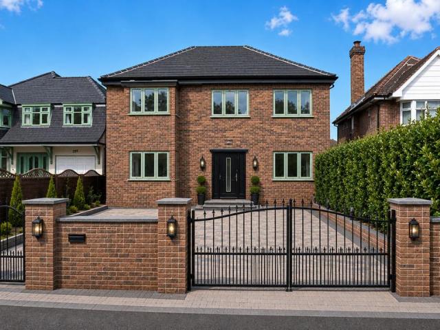 House for sale in Sharmans Cross, Solihull
