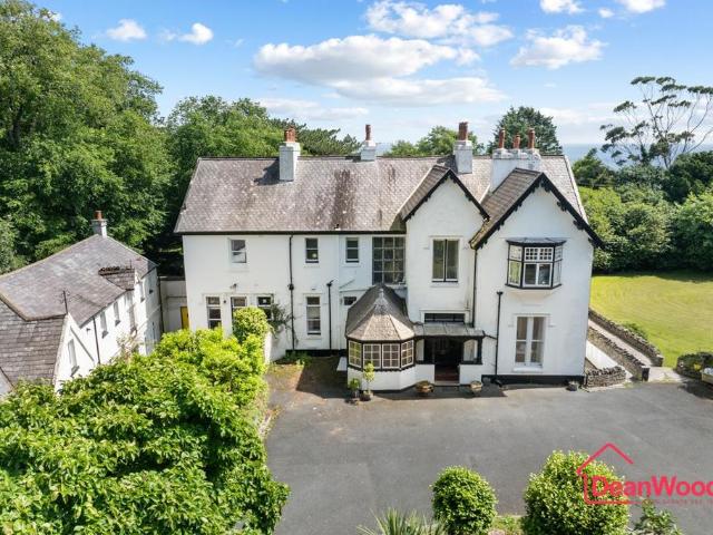 House for sale in Douglas, Scotland