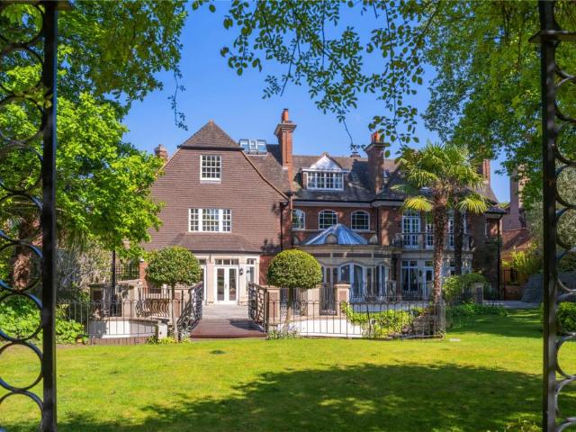 Farm for sale in Highgate Farm for sale in Highgate