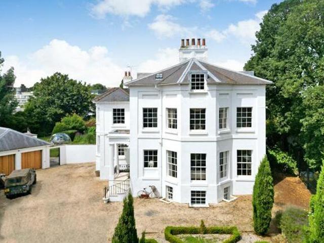 House for sale in St Leonards, Watergate