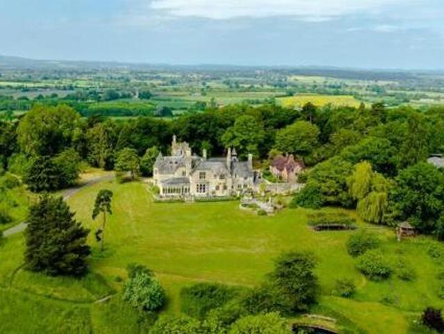 House for sale in Gloucester, Gloucestershire