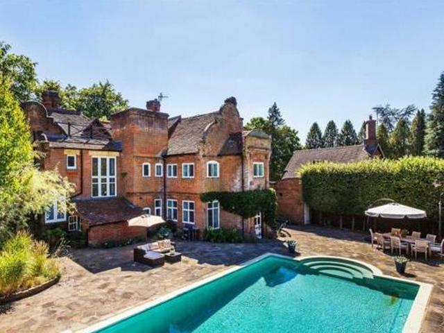 House for sale in Shalford, Westborough