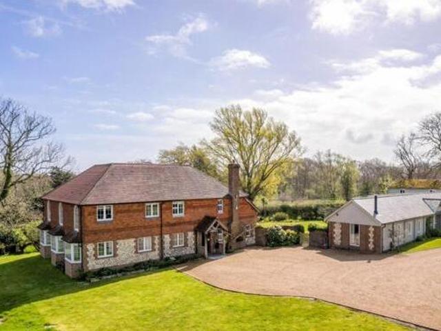 House for sale in Perryfields, West Sussex