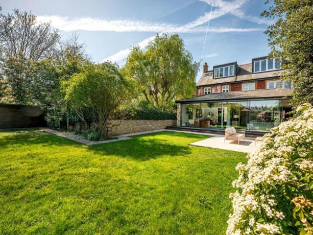Farm for sale in Cat Hill, England