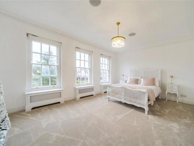 Farm for sale in Perry Street, Greater London