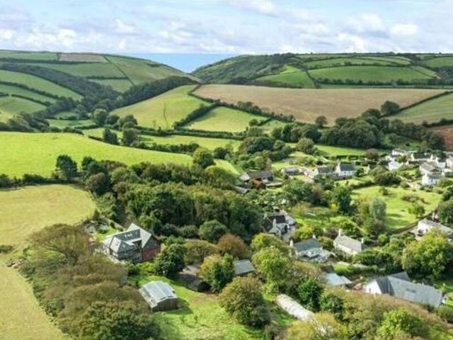 House for sale in Strode, Devon