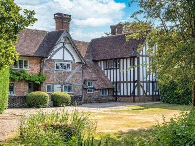House for sale in Lyons, Greater London