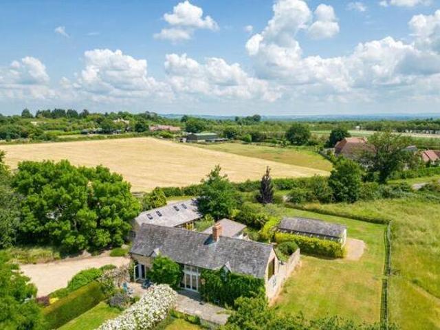 House for sale in The Slade, Oxfordshire