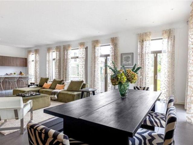 Farm for sale in Wimbledon, Greater London