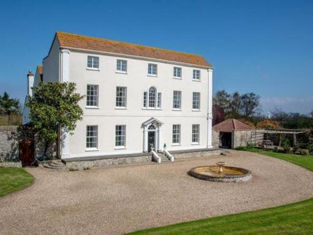 House for sale in City of London, Greater London