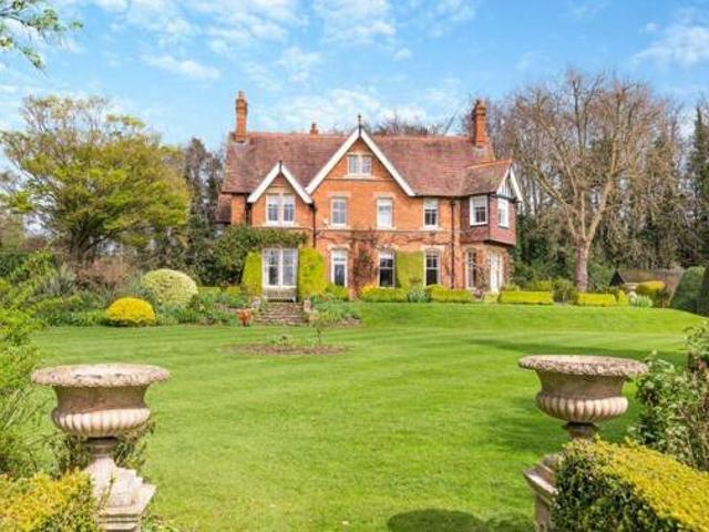 House for sale in Pamington, Gloucestershire