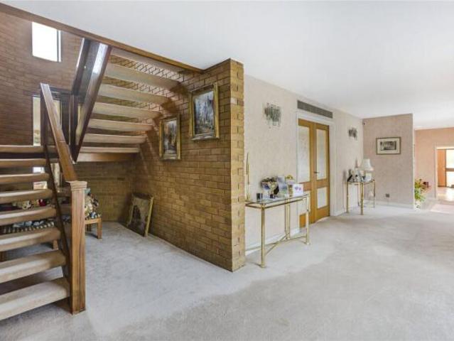 Farm for sale in Totteridge, Greater London