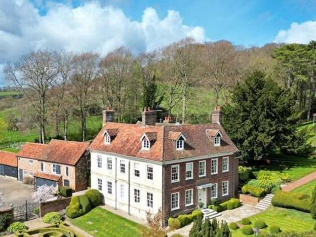 House for sale in Pouchen End, Hertfordshire