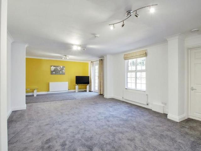 House for rent in Iver, Iver Heath