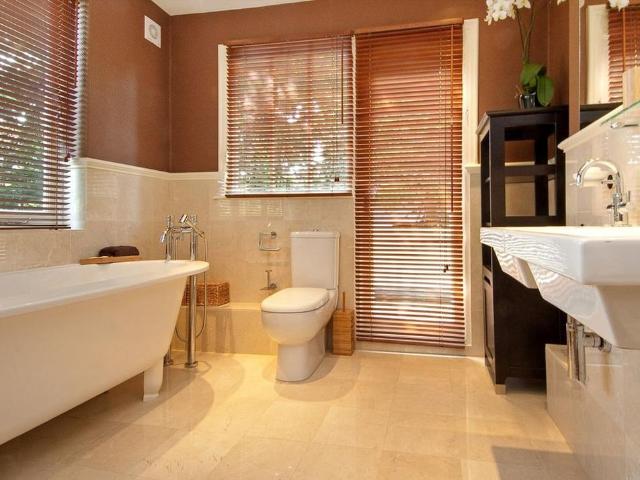 House for rent in Vale of Health, Cat Hill