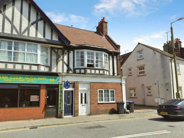 Flat for rent in King's Walden, Hertfordshire