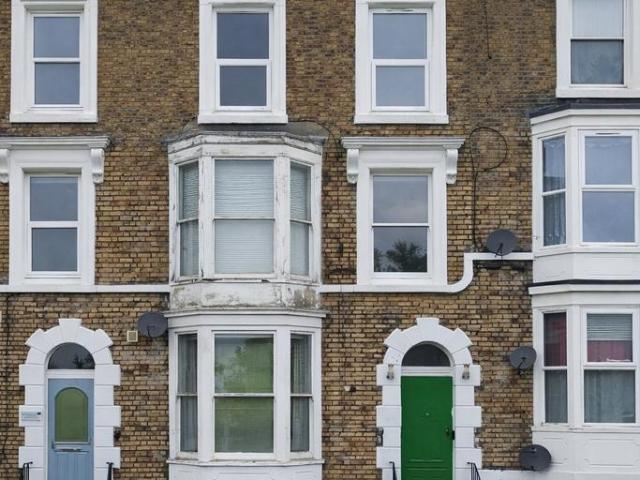 Flat for sale in East Cliff, Acol
