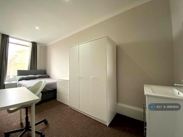 Apartment for rent in Hillhead, Scotland