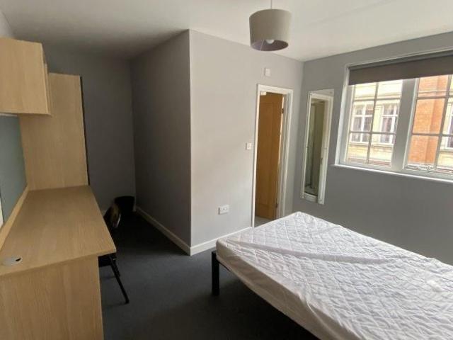 Room for rent in St Ebbes, The Slade