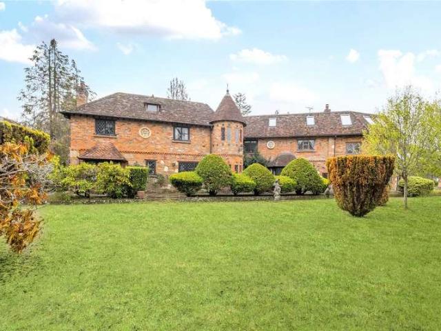 House for sale in West Clandon, Guildford