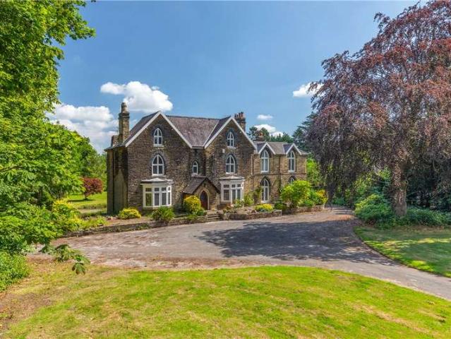 House for sale in Pool, West Yorkshire