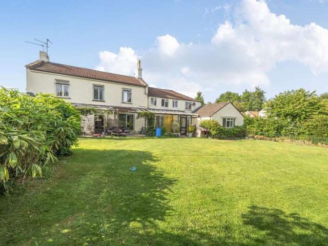 House for sale in Yeovil, Somerset