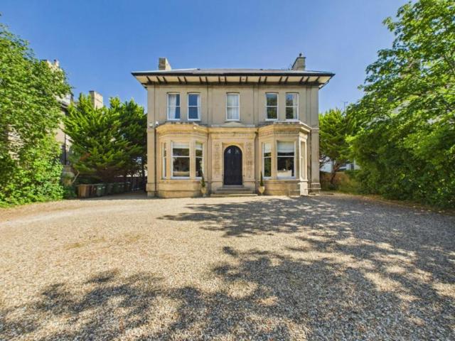 House for rent in Golden Valley, Gloucestershire