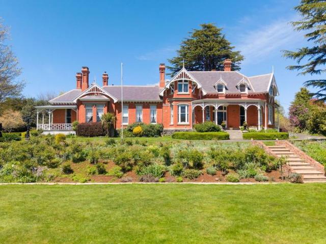 House for sale in Deloraine, Meander Valley
