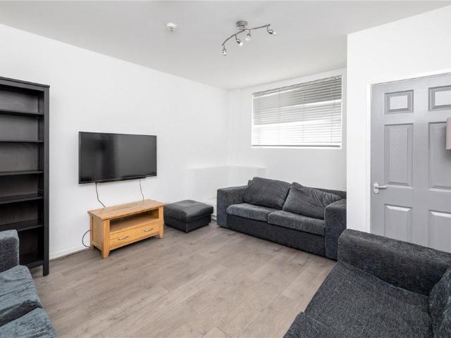 House for sale in Calderstones