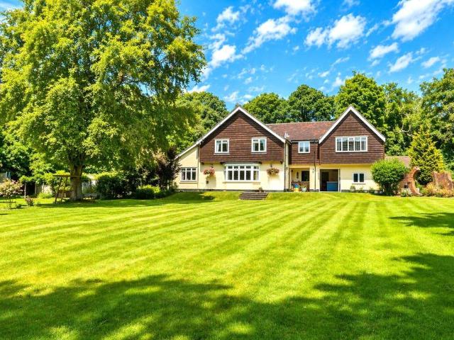 House for sale in Ringwood, Ashurst Bridge