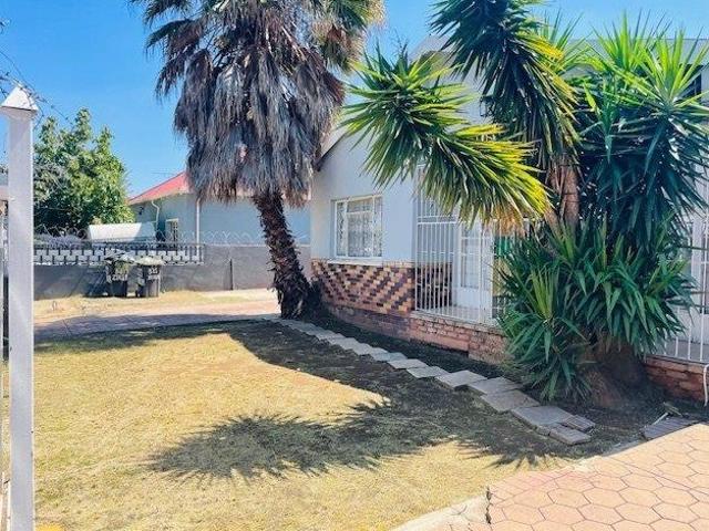 House for sale in Waterkloof, Gauteng
