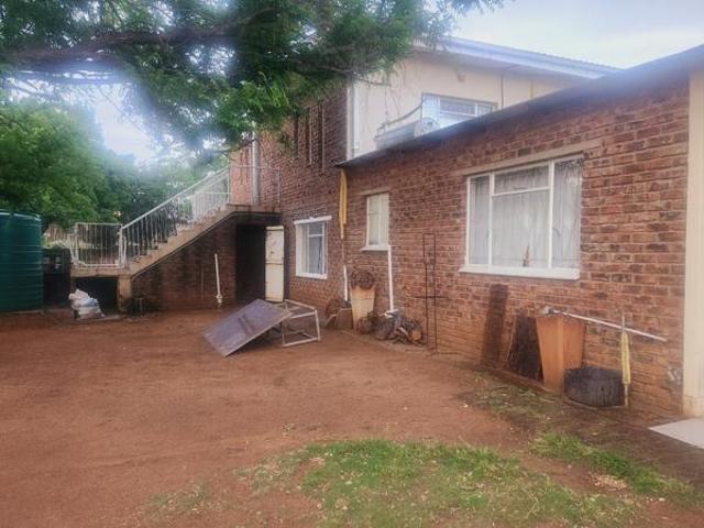 House for sale in Dordrecht, Eastern Cape