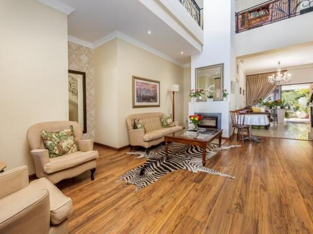 House for sale in Cape Town, Western Cape
