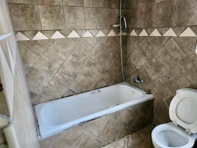 House for sale in Johannesburg, East