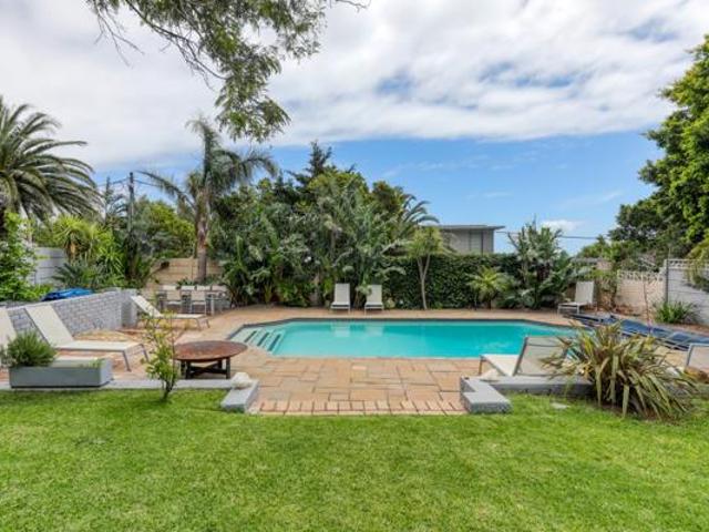 House for sale in Cape Town, Western Cape