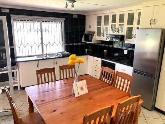 House for sale in Ugu District Municipality, Kwazulu-natal