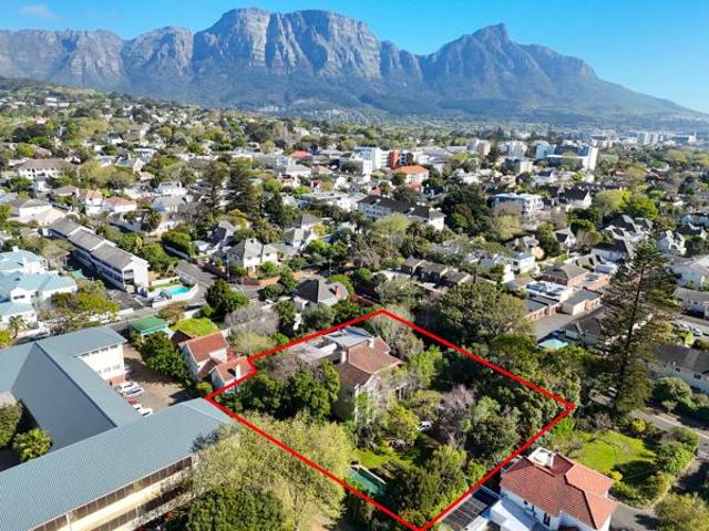 House for sale in Cape Town, Western Cape
