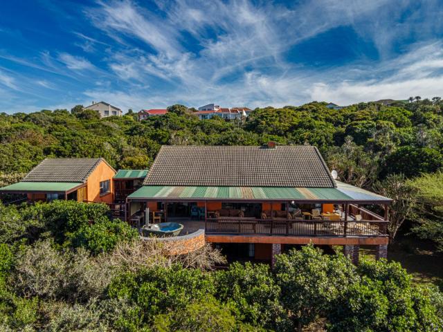 House for sale in Bushmans River Mouth, Eastern Cape
