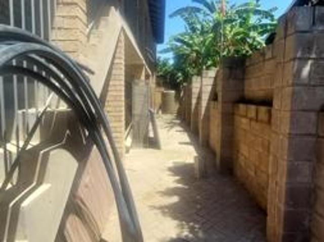 House for sale in Mount Moreland, Kwazulu-natal