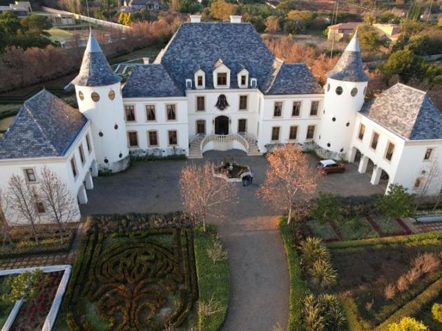 House for sale in Waterkloof, Gauteng