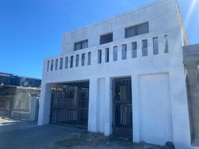 House for sale in Cape Town, Western Cape