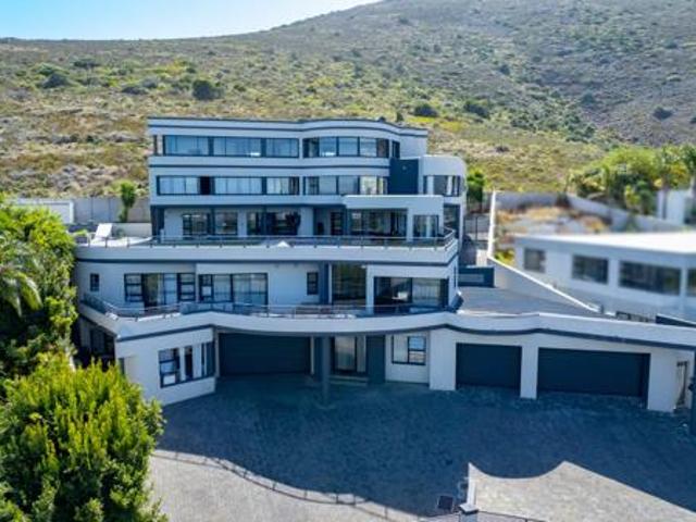 House for sale in Cape Town, Western Cape