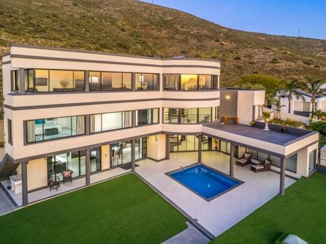 House for sale in Cape Town, Western Cape