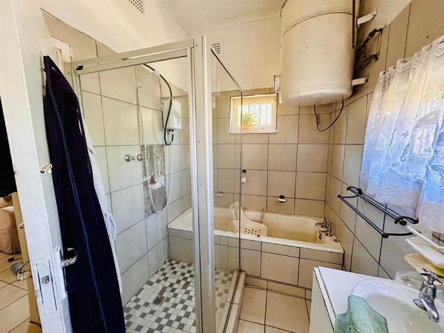 House for sale in Ugu District Municipality, Kwazulu-natal