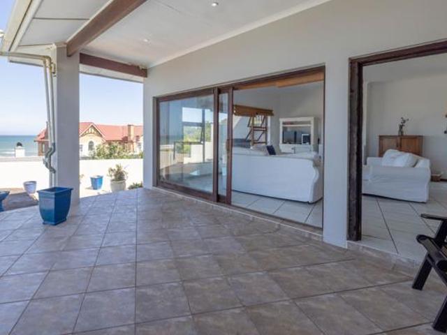House for sale in Bushmans River Mouth, Eastern Cape